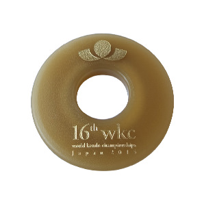 16wkc ピンバッチ